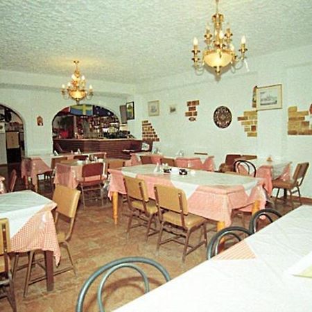Pansion Alexandros Hotel Пелекас Екстериор снимка