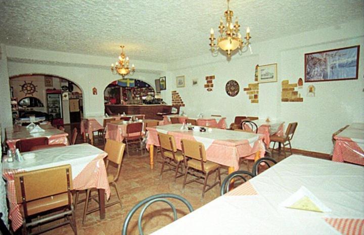 Pansion Alexandros Hotel Пелекас Екстериор снимка