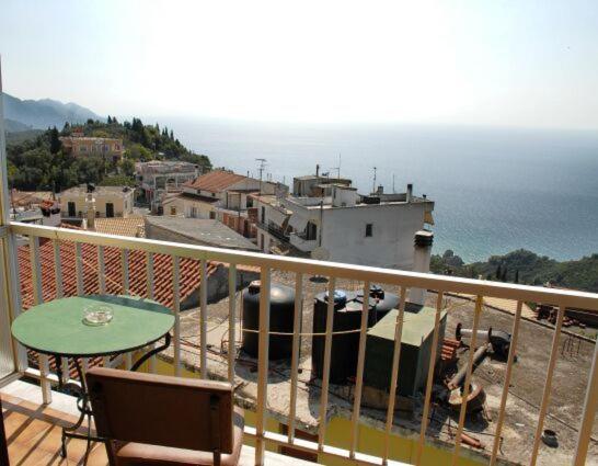 Pansion Alexandros Hotel Пелекас Стая снимка