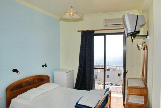 Pansion Alexandros Hotel Пелекас Стая снимка